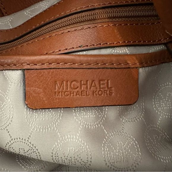 MICHAEL KORS Signature Drawstring Shoulder Bag Bedford Mercer Fulton Tote Tan - Picture 11 of 13